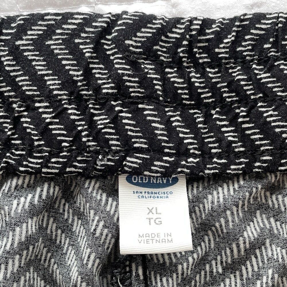 Old Navy Black Soft Pants Boho Print Ankle Cropped Lounge Bottoms Womens Size XL - Picture 7 of 11